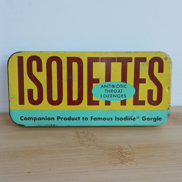 Vintage Isodettes Throat Lozenges Tin - Picture 1 of 16